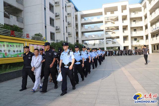 南京警方1天捣毁226个传销窝点抓499人 涉案1.1亿